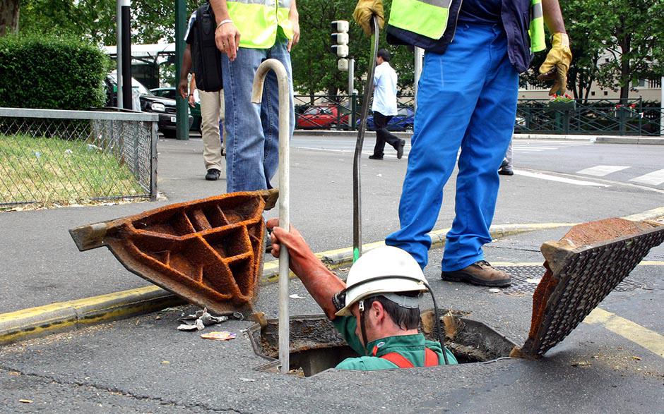 plombier débouchage Suresnes